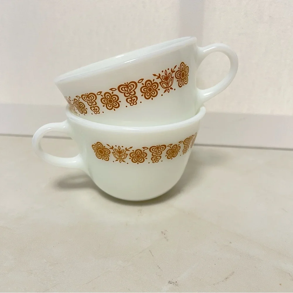 Pyrex Butterfly Gold 8 Ounce Coffee or Tea Cups Microwave Safe